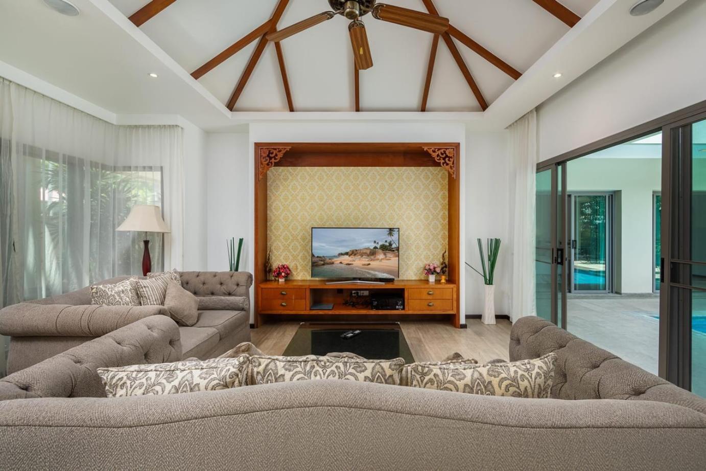 Villa Bond| 3 Bedrooms | Private Pool | 3 Min To Naiharn Beach Rawai ภายนอก รูปภาพ