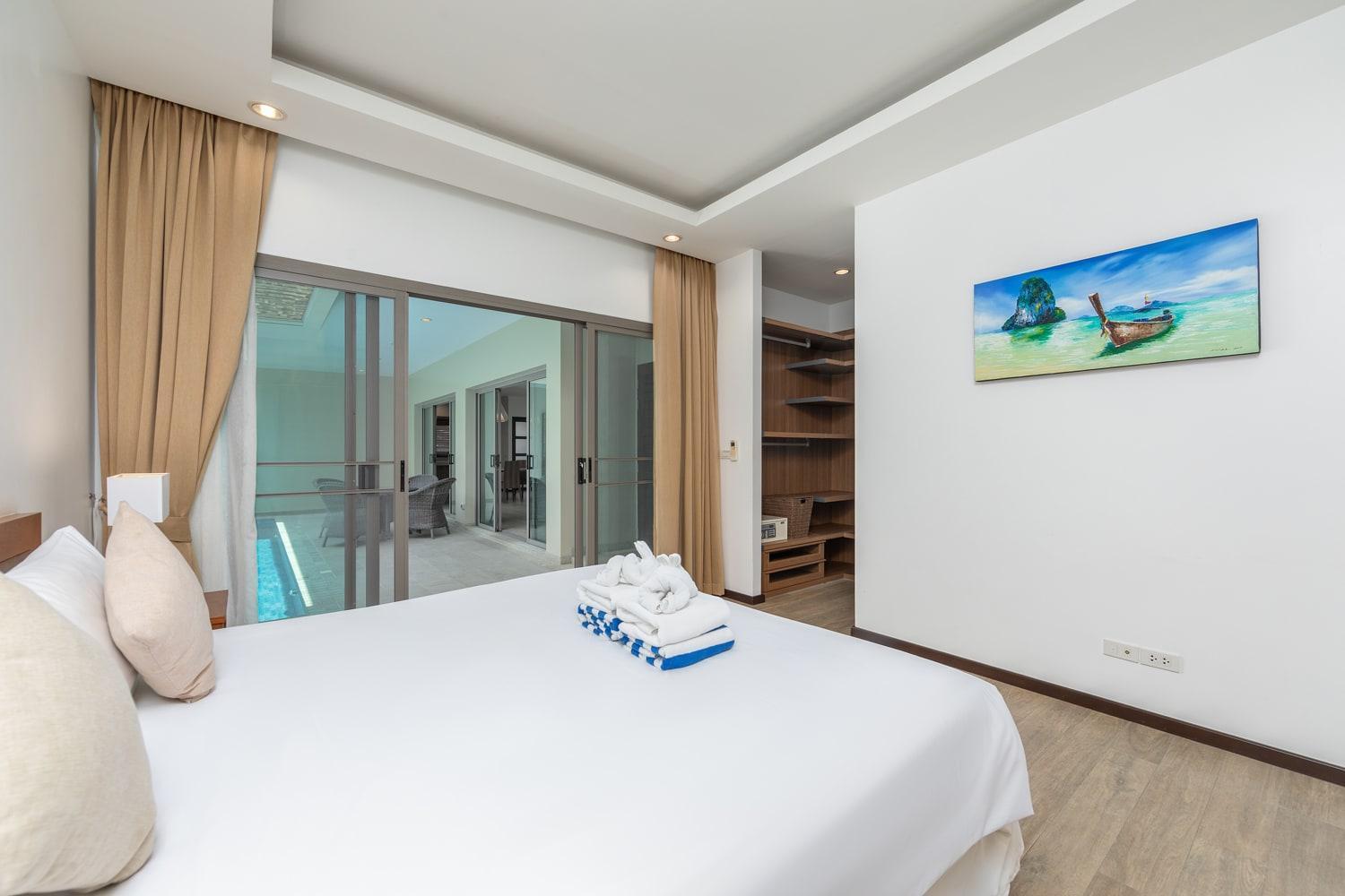 Villa Bond| 3 Bedrooms | Private Pool | 3 Min To Naiharn Beach Rawai ภายนอก รูปภาพ